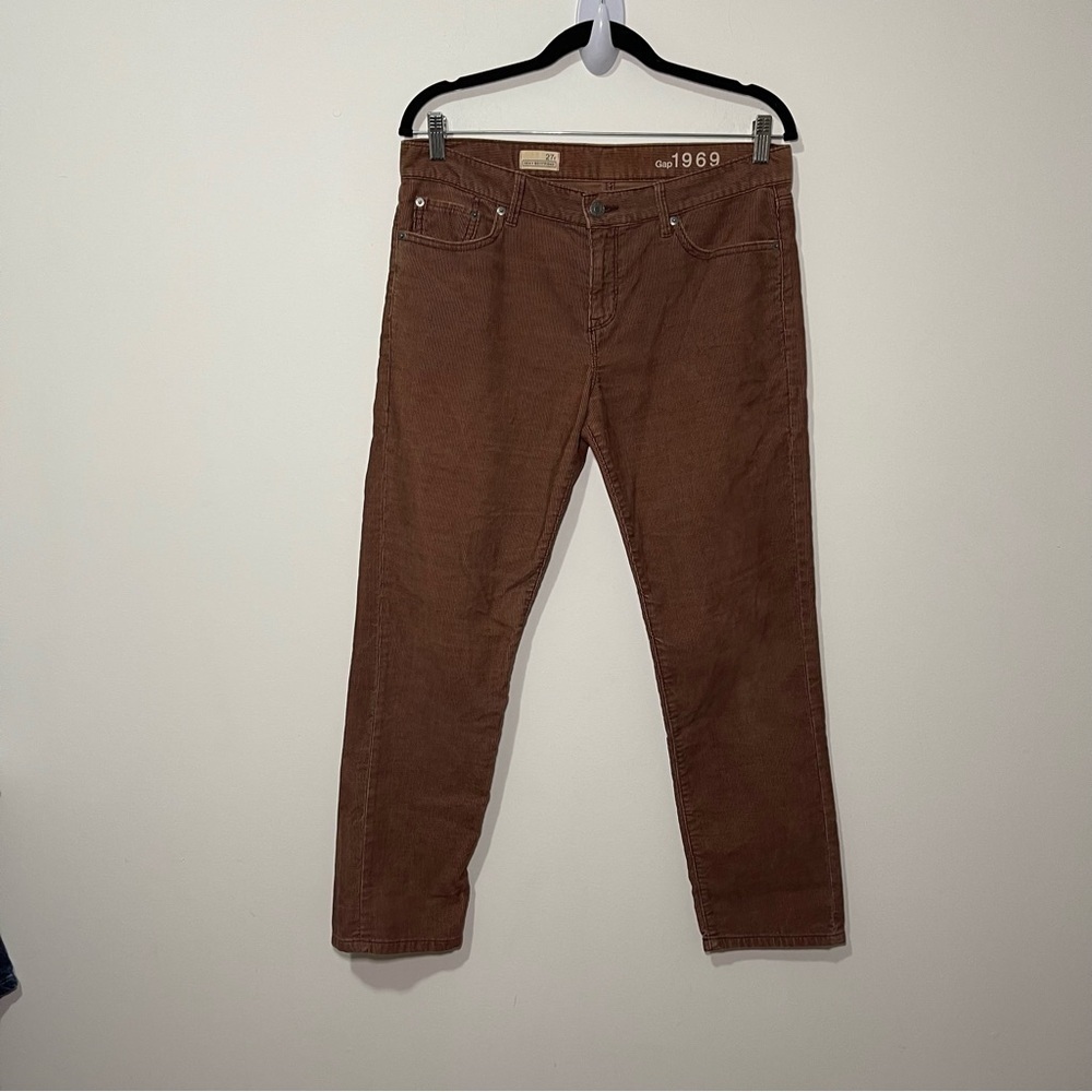Gap Women’s Brown Sexy Boyfriend Corduroy straight mid rise leg in 27R